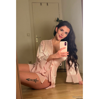 bambibrookss_1632399707_source.png