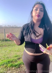 1470838106_taco-bell-literally-makes-my-pussy-moist_0.mp4
