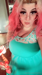 1229602328_went-to-another-birthday-dinner-for-myself-belated-of-course_1.mp4