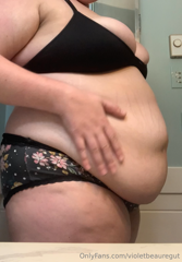 729053954_im-getting-so-massively-fat-that-my-belly-makes-a-ton-of-no_0.m4v