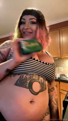 208394620_stream-started-at-10-08-2021-10-33-pm-stuffing-and-weight-g_0.mp4