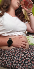 1242143173_i-m-stuffed-after-todays-lunch-but-i-wanted-to-feel-my-bel_0.mp4