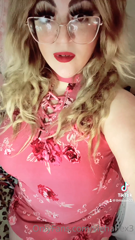 669205216_cute-chubby-gamer-girl_3.mp4