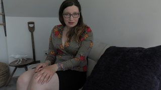 Bettie Bondage - Hot for Teachers Hungry Pussy 4K.mp4