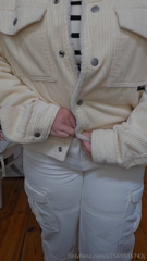 805806860_you-often-ask-what-my-everyday-styling-looks-like-this-is-i_0.m4v