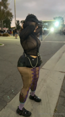 1849980856_do-you-like-my-concert-outfit_0.mp4