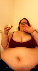 104623870_late-night-pastry-snack-ive-been-living-without-much-priva_0.m4v
