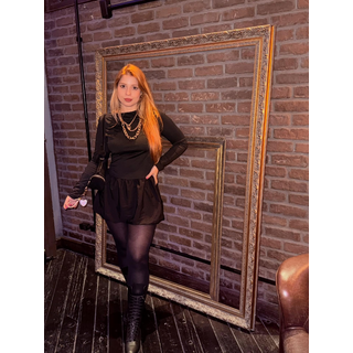 biancaalencaroficial_3650534718907134636's2025-6-9-22.43.489 story.jpg