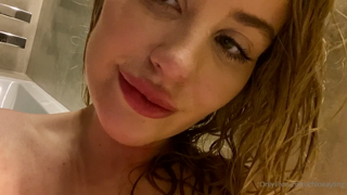 chloeayling-21-07-2020-569843263-kisses-goodnight- @onlyfans001 on TG!.mp4