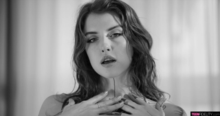 TeenFidelity.526.22.07.05.Eden.Ivy.Garden.Of.Eden.1080p.mp4