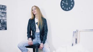 Beautiful Long Hair Goddess Babe - EPORNER.mp4
