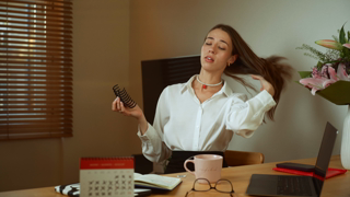 JuicyGao - Horny Secretary Masturbates in Pantyhose.mp4