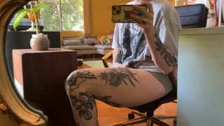 1289586437_holy-shit-my-thighs-feel-heavy_0.mp4