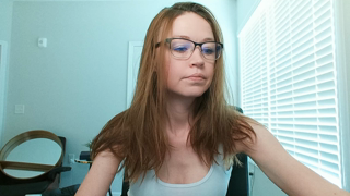 anabelleleigh_Chaturbate_20260618_194909.mp4