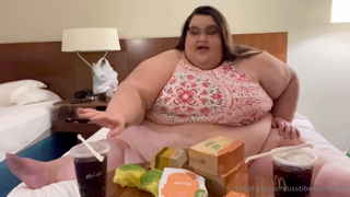 1400511383_my-first-post-hospital-stuffing-im-sooo-excited-to-be_0.mp4