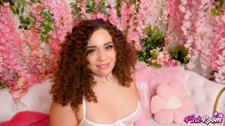 Pink Room Ep. 41 Willow Ryder Bounces Her Big Booty 4K.mp4