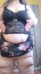1234598849_jiggling-out-of-my-lingerie-new-video-i-absolutely-love_0.mp4