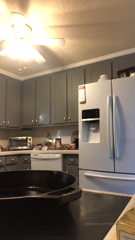 16382907_i-tried-making-breky-i-kinda-suck-doe_1.mp4