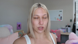 Room Tour!!!.mp4