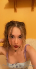 345916099_a-girl-alone-in-her-bedroom-so-much-fun-to-be-had_3.m4v