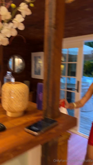 miakhalifa_2025-12-17_4202312641.mp4