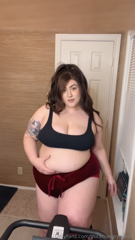 1026460148_tell-me-how-hot-and-fucking-huge-i-look-while-i-struggle-to_0.mp4