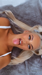 50214150_im-waiting-daddy_0.mp4
