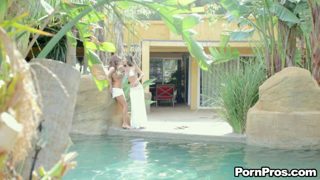 [TeenBFF] April O'Neil, Madison Ivy - April & Madison's Threesome.wmv