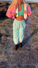 558723789_course-i-had-to-get-my-tits-out-at-the-top-of-the-mountain_0.m4v