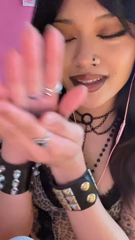 20250317 - rock paper scissors asmr #asmr #tingly #tingles #tinglyasmr #asmrsounds #asmrtriggers.mp4