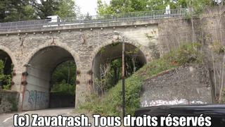 CUM BUBBLE Glory Zavatrash Pipe sauvage sous un pont crachats de.mp4