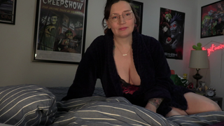 Mom's Vacation Confession - 4K.mp4