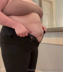 1090532381_the-fact-that-these-buttoned-is-an-absolute-miracle_0.mp4