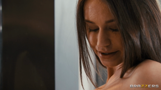 the-shy-roommate_1080p.mp4