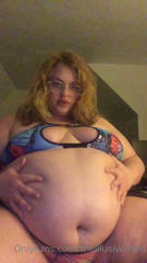 89399760_big-full-belly-being-oiled-up-jiggled-about-whats-not_0.m4v