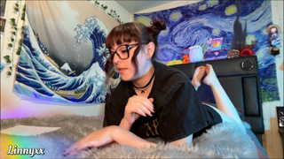 LinnyXX - Roommate Caught Snooping.mp4