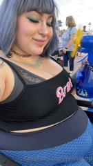 435924290_6-orders-of-various-foods-and-a-few-drinks-in-my-belly-plus_20.m4v