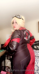 218722652_swipe-for-my-harleys-slow-mo-jumping-tit-bounce_5.mp4