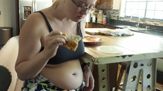 1789250276_one-crispy-bite-too-far-watch-my-belly-pay-the-price_0.mp4