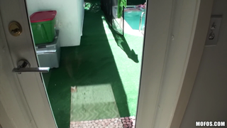Kiss and MakeUp - Adrianna Lily.mp4