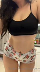 545893195_some-little-clips-i-took-while-making-dinner-at-4am-last-nig_0.m4v