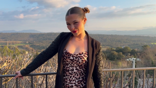 Steffy, 18ans, beauté du Cap d'Agde ! [J&M].mp4