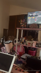 821743229_keep-in-mind-yall-if-you-have-any-requests-at-all-like-oh_0.mp4