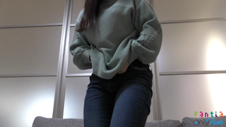 ポメ子_2023-03-14_【＊】むっちむちのお尻を開いてアナルをクパァ【001】.mp4