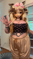 1127258788_meet-charli-my-first-fursuit-adopt-she-is-a-fun-and-bubb_0.mp4