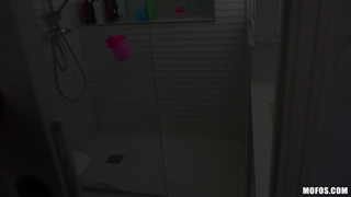 Shower Suction And Fuck - Sybil .mp4