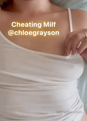 906870595_cheating-milf-chloegrayson-wants-to-make-you-horny-whi_0.mp4