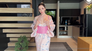 817082493_geisha-sweetie-is-available-to-assist-you-right-now-which_0.mp4