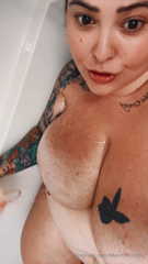 954855489_i-miss-my-tan-lines-i-need-a-vacation-hehe_0.mp4