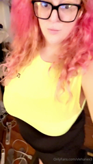 1256092956_forgot-to-post-this-last-night_0.mp4